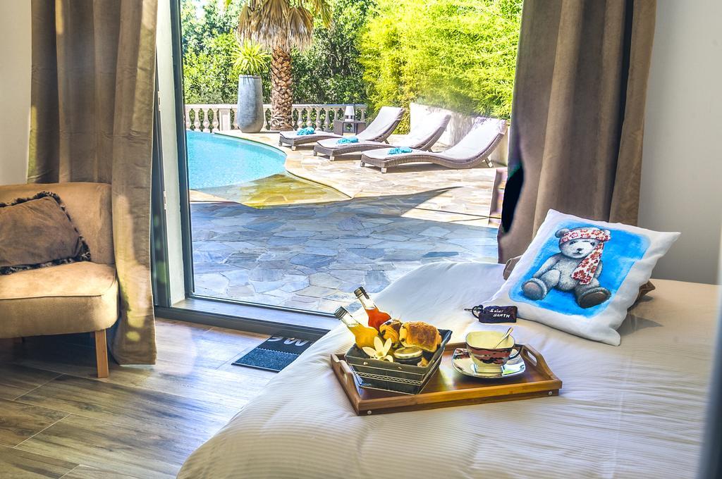 B&B Les Voiles De Valescure Chambres D'Hotes Et Son Espace Bien Etre Saint-Raphael  Bilik gambar